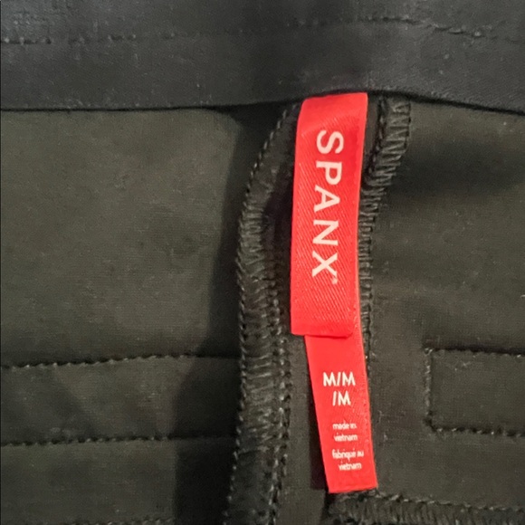 SPANX Faux Leather Flare Pants Black Size Medium - Picture 6 of 9